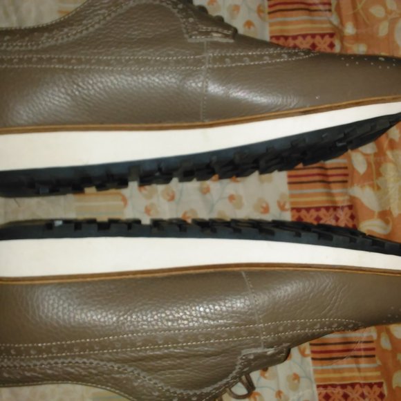 Leather shoes